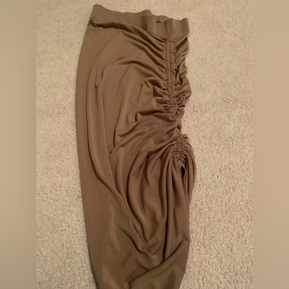 brown slit skirt